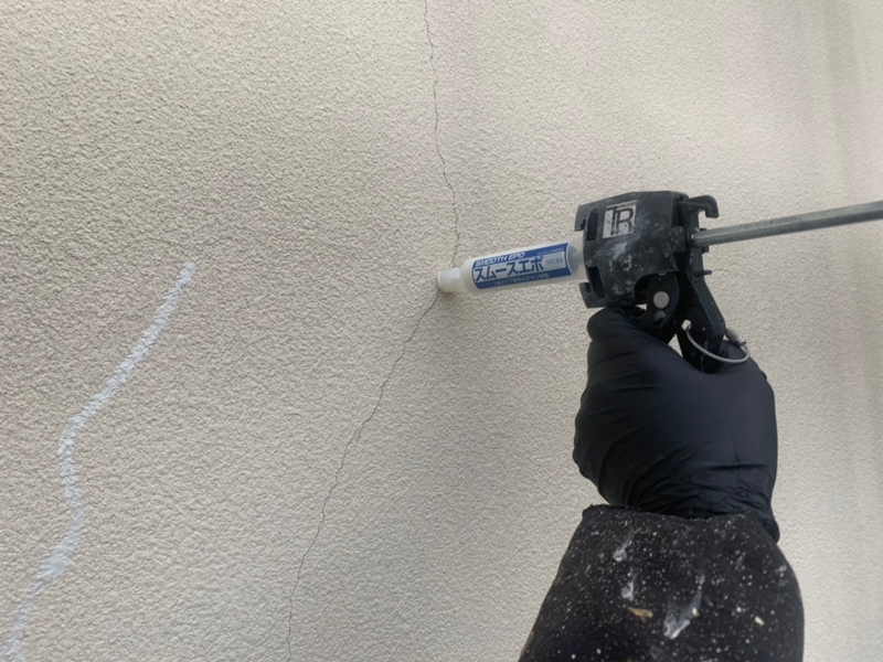 東京都小平市ジョリパット外壁塗装　クラック補修